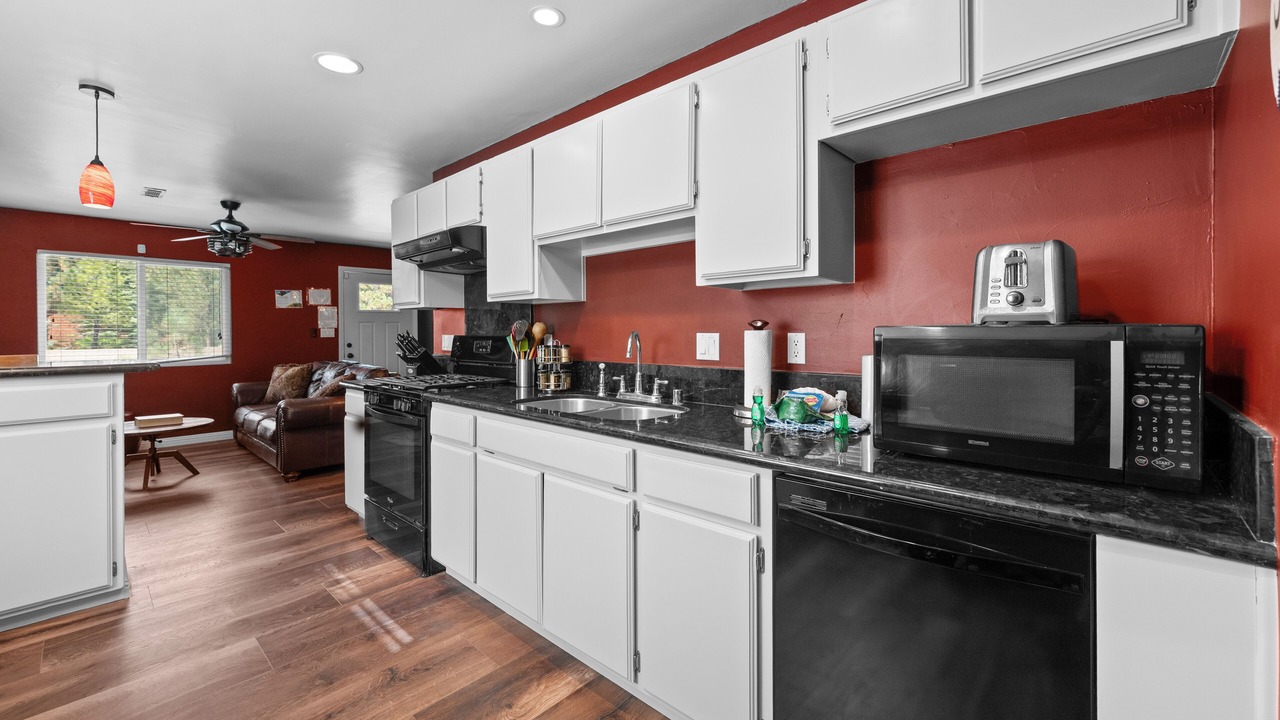Photo of Kitchen in Big Bear City