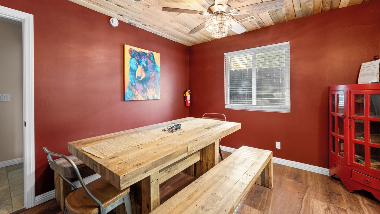 Photo of Livingroom in Big Bear City