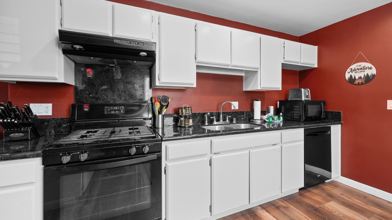 Photo of Kitchen in Big Bear City