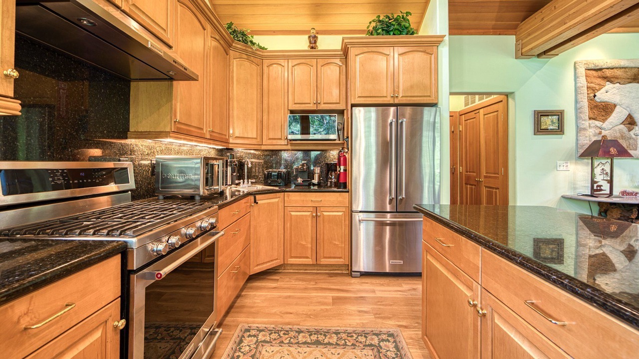 Photo of Kitchen in Alpine Meadows