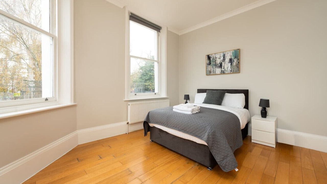 Photo of Bedroom in Belsize Park