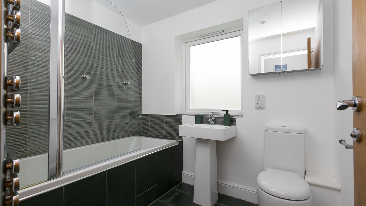 Photo of Bathroom in St Ives