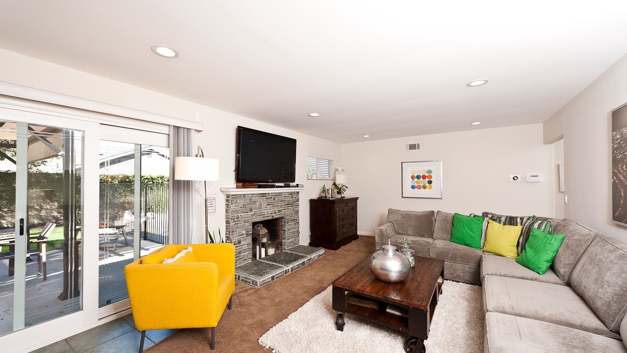 Photo of Livingroom in Hermosa Village