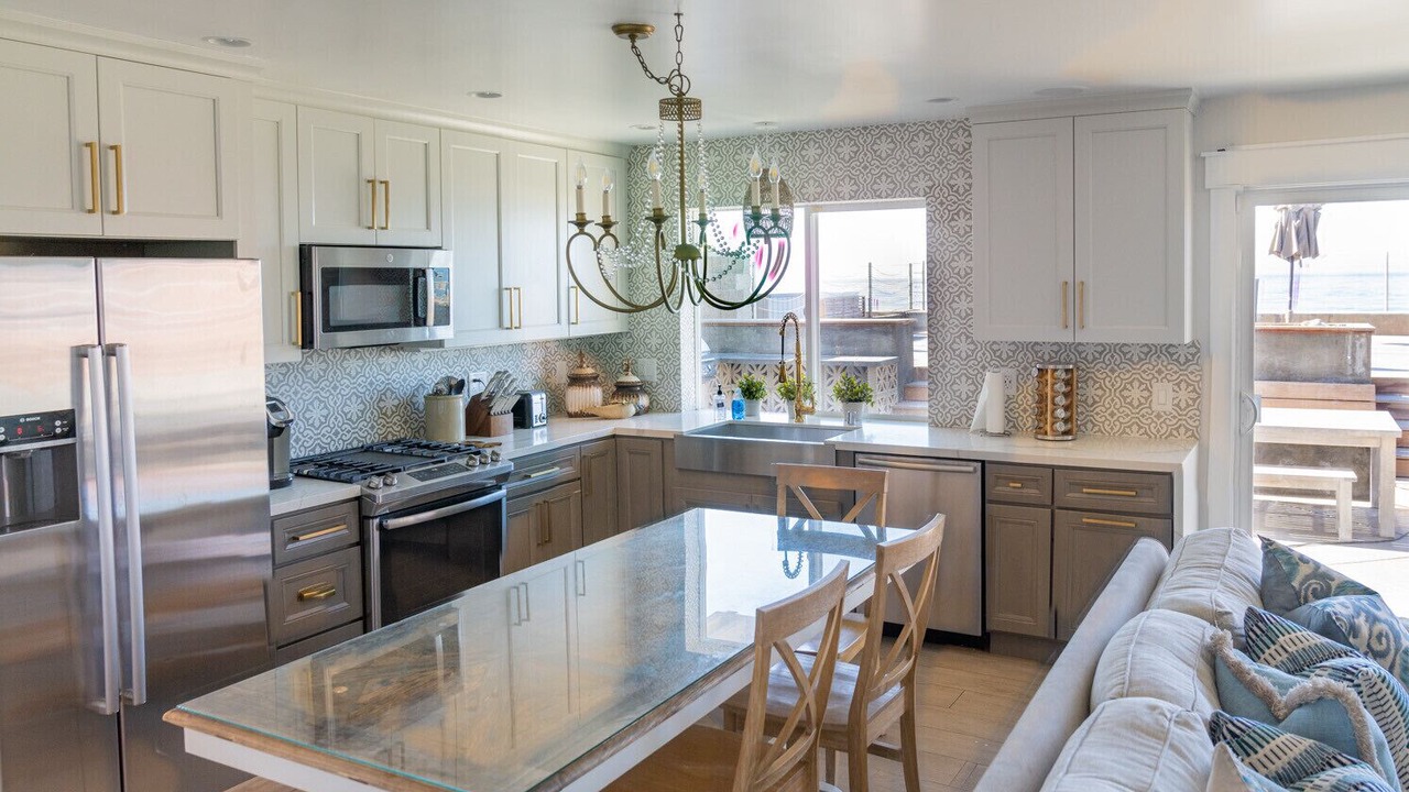 Photo of Kitchen in Faria Beach