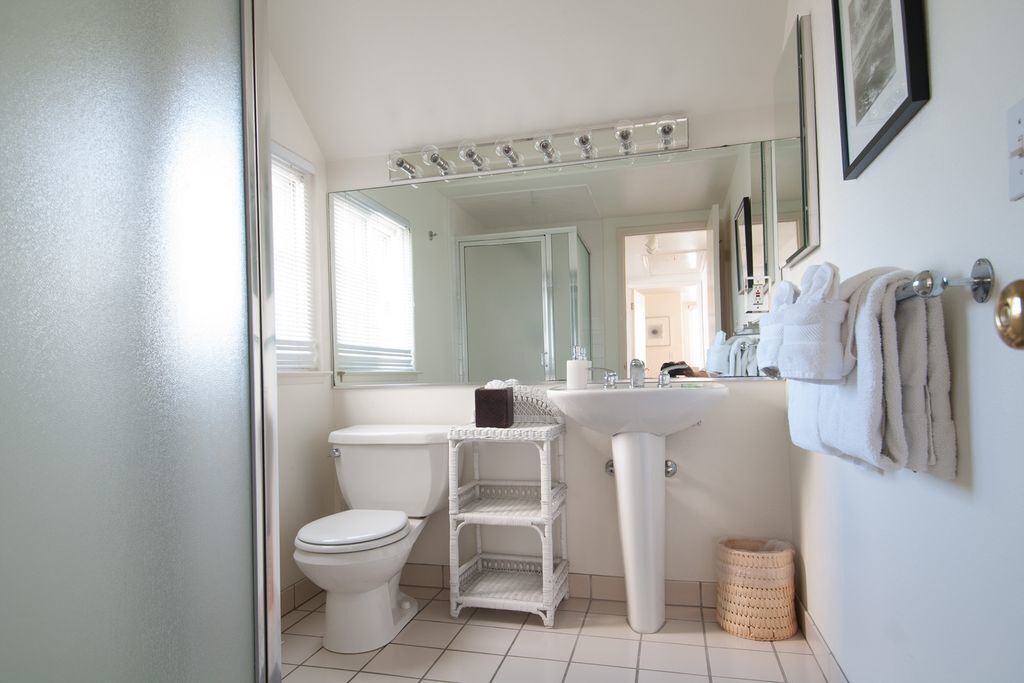 Photo of Bathroom in Monterey