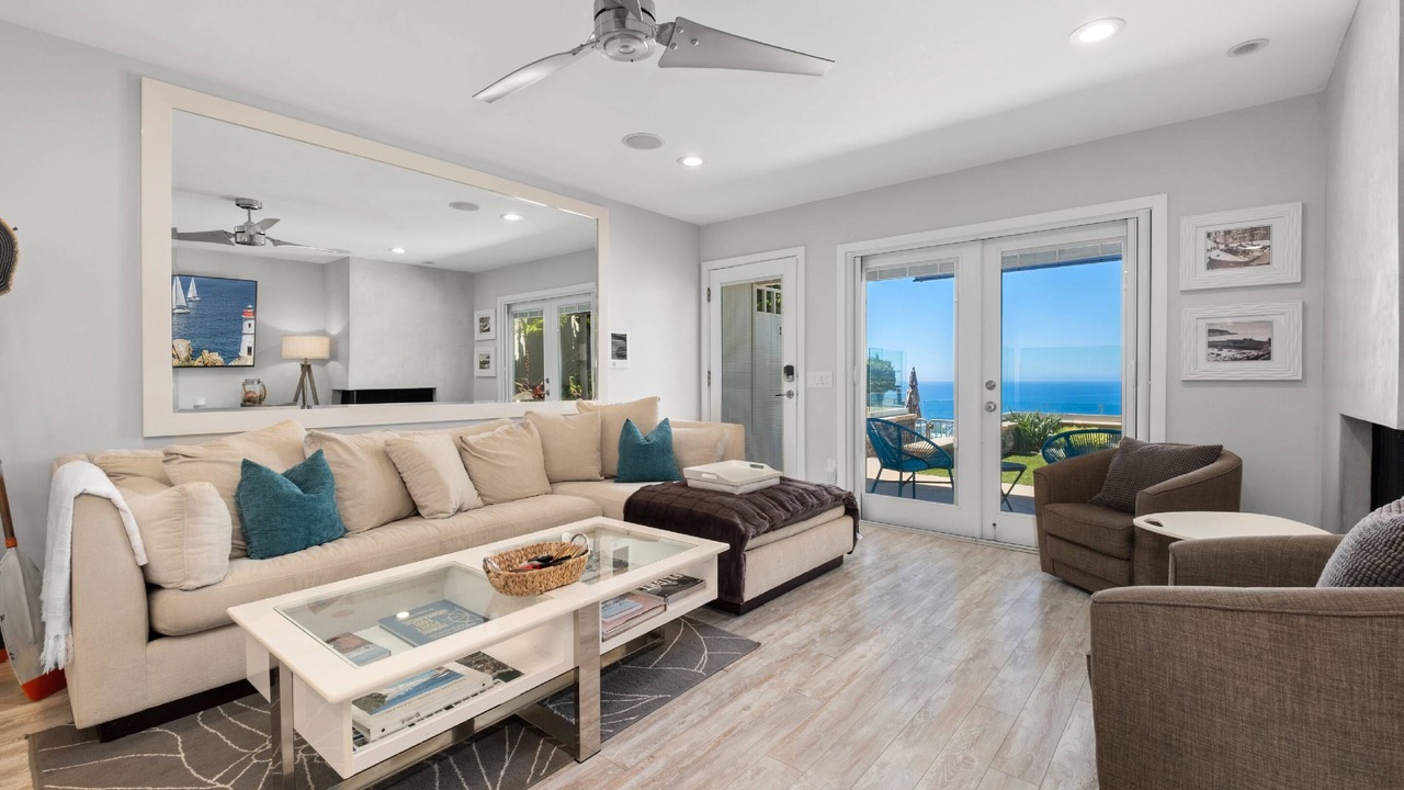 Photo of Livingroom in Dana Point