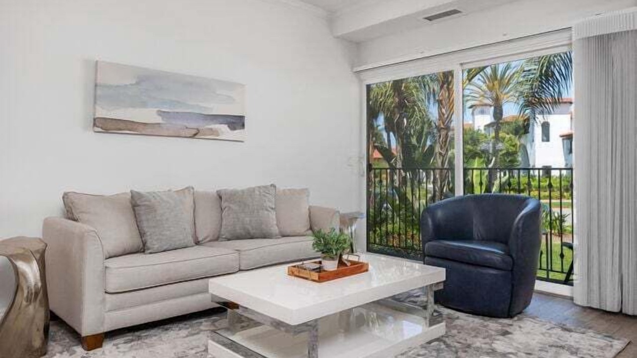 Photo of Livingroom in Carlsbad