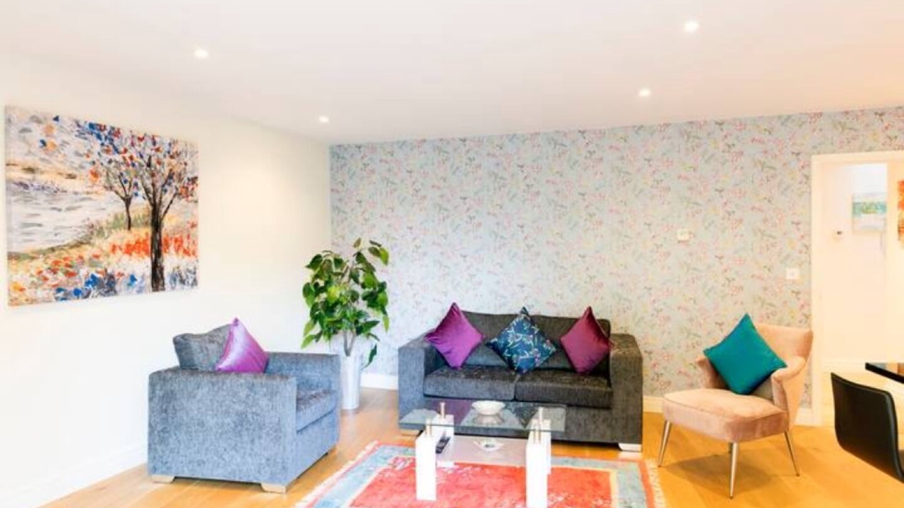 Photo of Livingroom in Cambridge City Centre