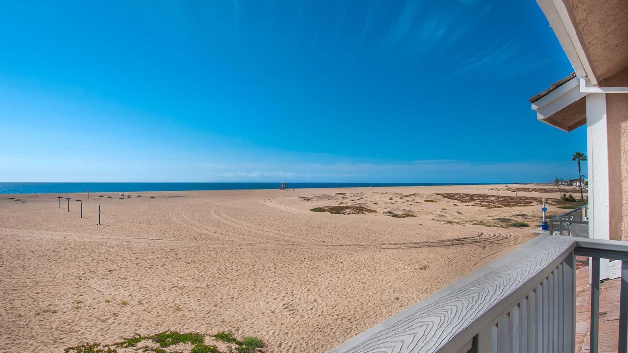 Photo of Patio Balcony in Balboa Peninsula
