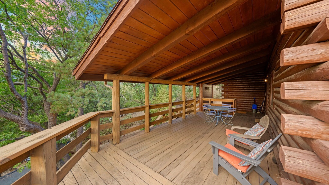 Photo of Patio Balcony in Idyllwild