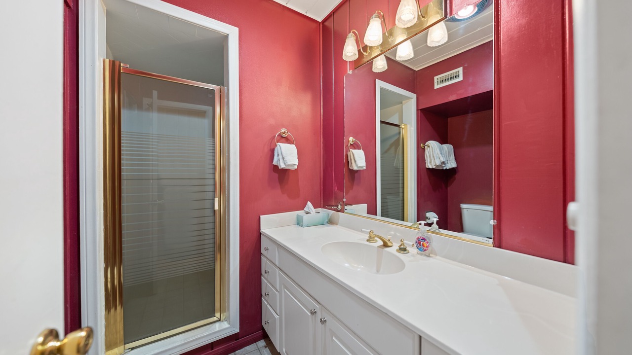 Photo of Bathroom in Pine Cove