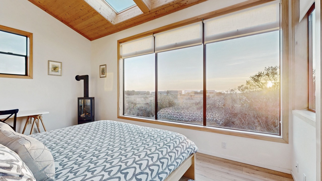 Photo of Bedroom in Sea Ranch