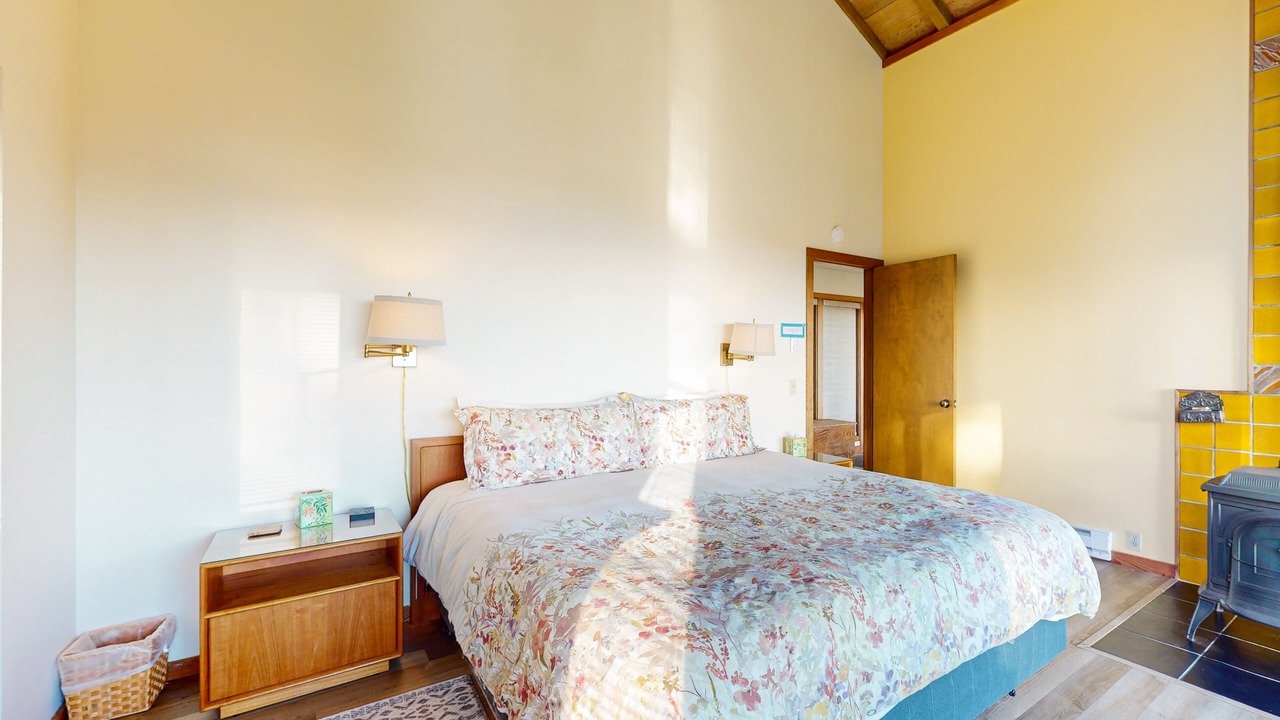 Photo of Bedroom in Sea Ranch