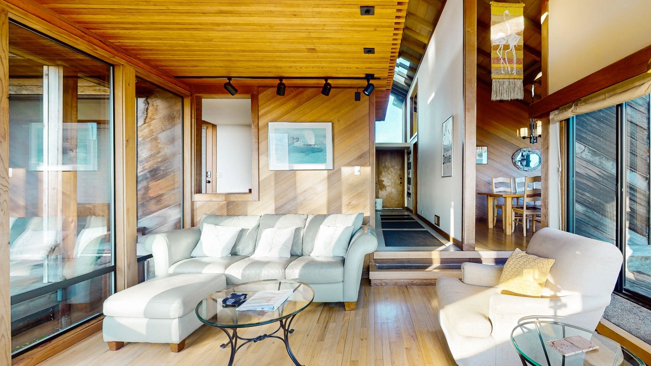 Photo of Livingroom in Sea Ranch