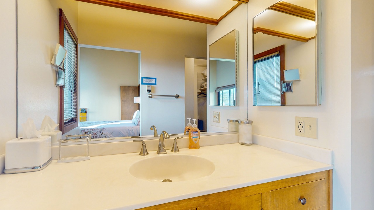 Photo of Bathroom in Sea Ranch