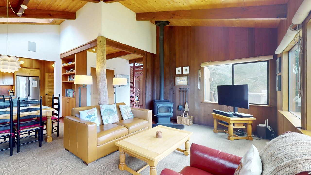 Photo of Livingroom in Sea Ranch