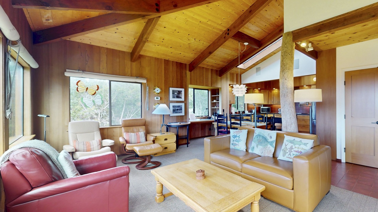 Photo of Livingroom in Sea Ranch