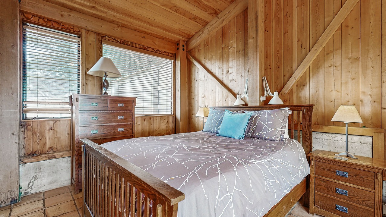 Photo of Bedroom in Sea Ranch