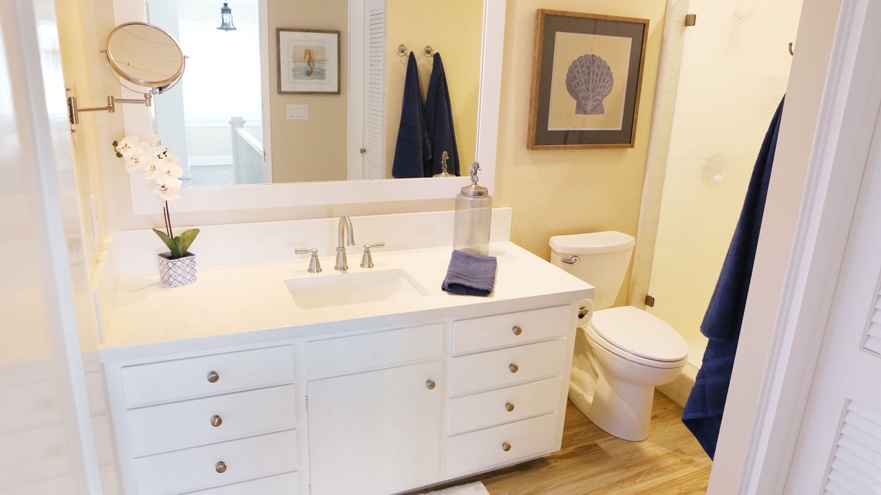 Photo of Bathroom in Balboa Island