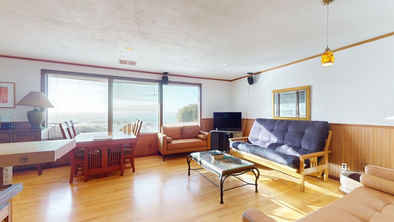 Photo of Livingroom in Westport
