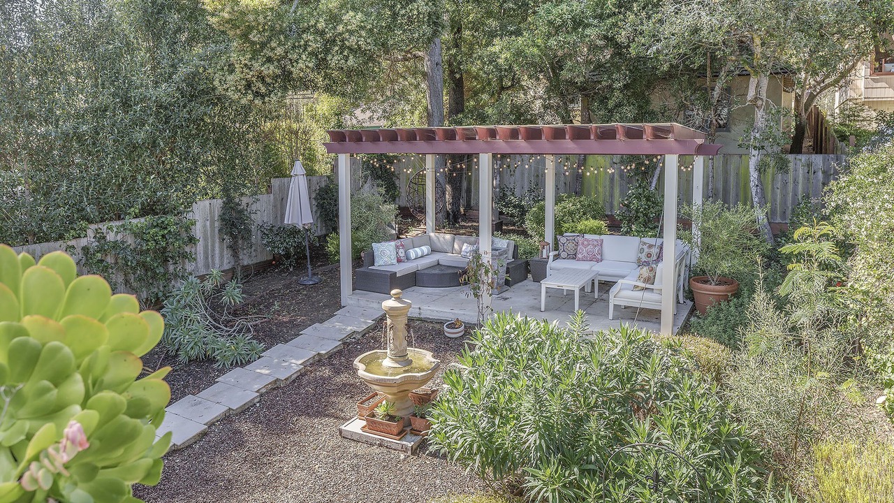 Photo of Patio Balcony in Golden Rectangle