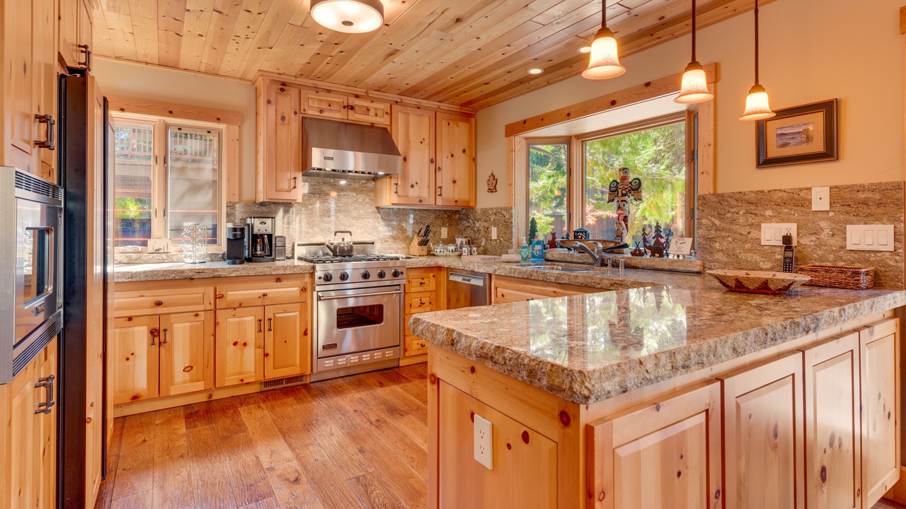 Photo of Kitchen in Tahoma