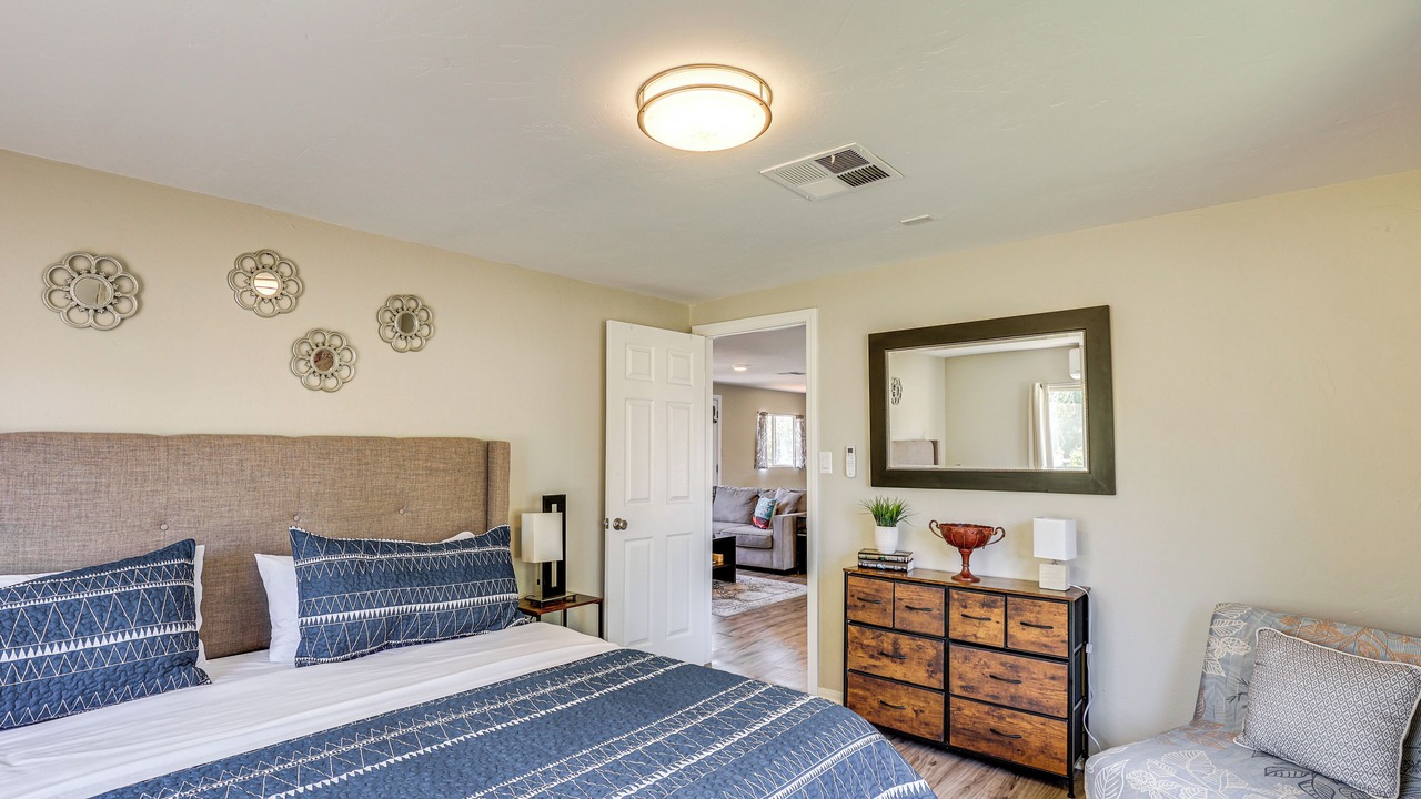 Photo of Bedroom in Escondido