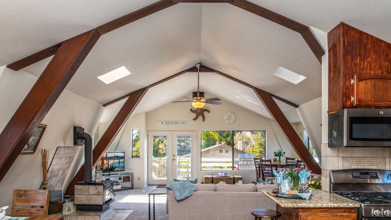 Photo of Bedroom in Northwest Carmel