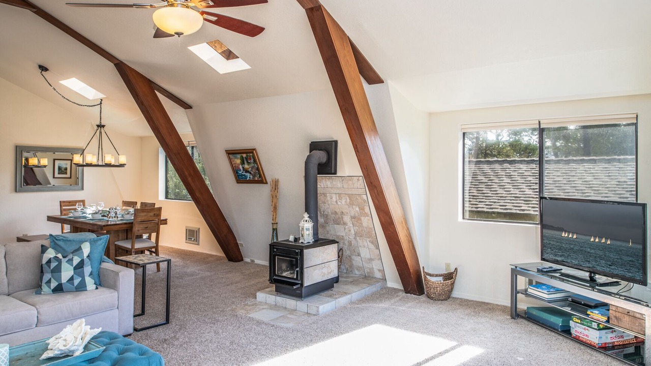 Photo of Bedroom in Northwest Carmel