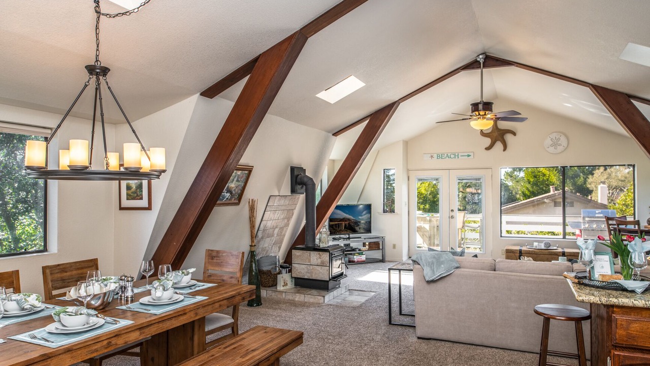 Photo of Bedroom in Northwest Carmel