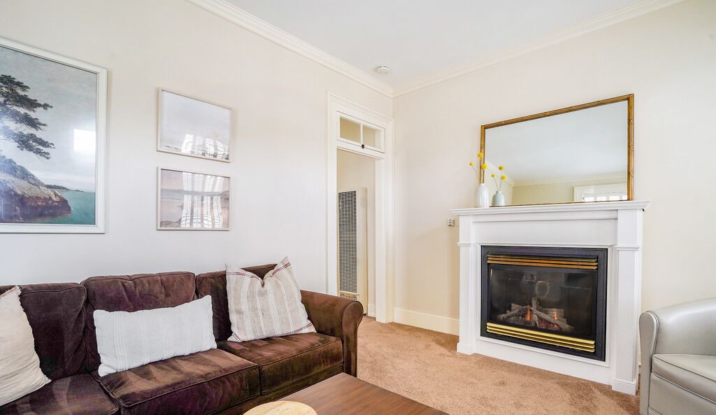 Photo of Livingroom in Pacific Grove