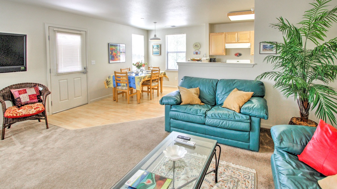 Photo of Livingroom in Point Reyes Station