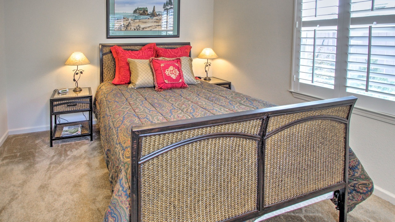 Photo of Bedroom in Point Reyes Station