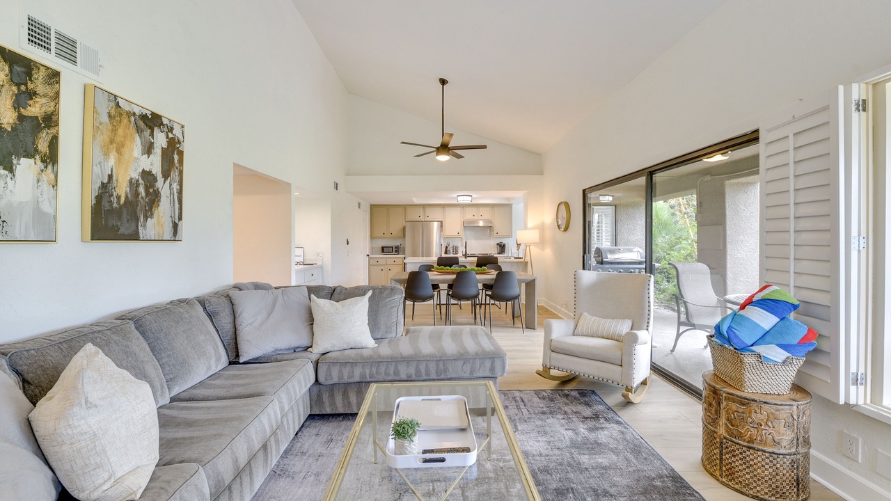 Photo of Livingroom in Palm Desert