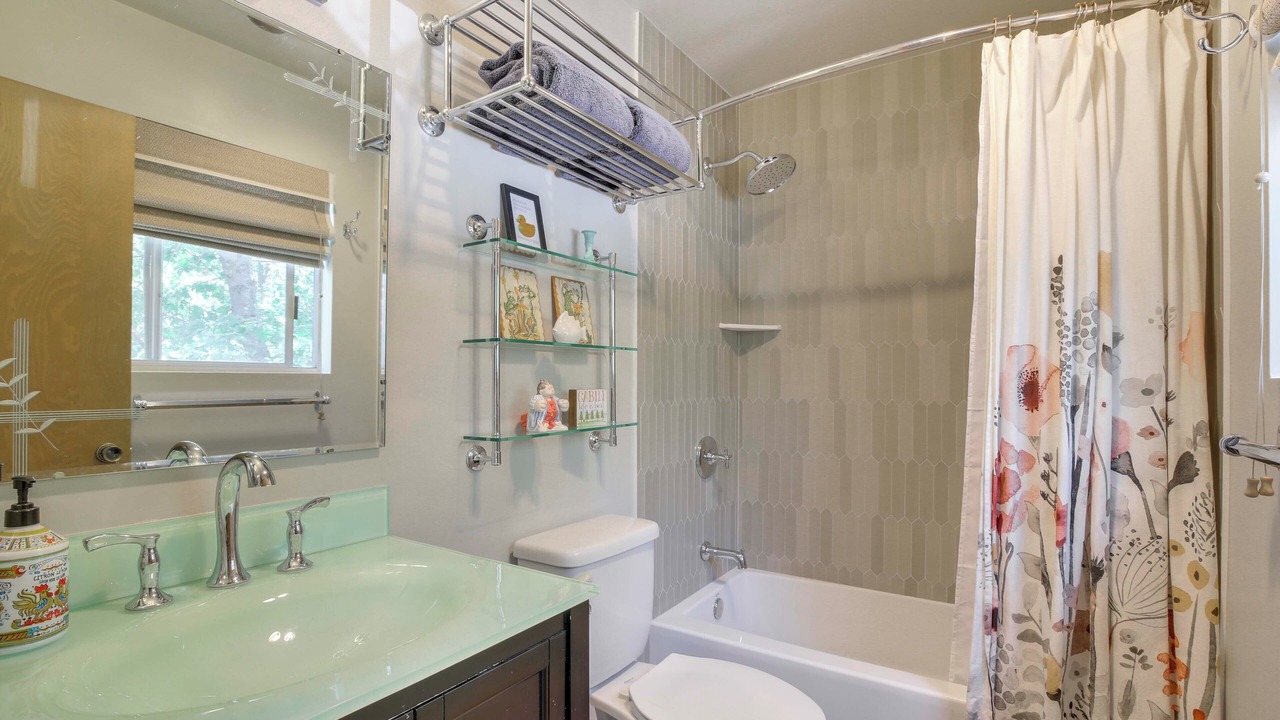 Photo of Bathroom in Lake Arrowhead