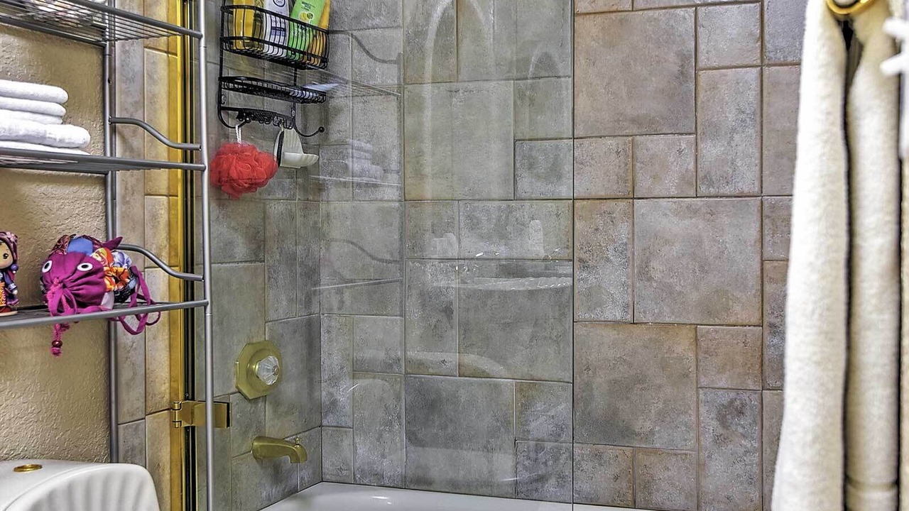 Photo of Bathroom in Discovery Bay