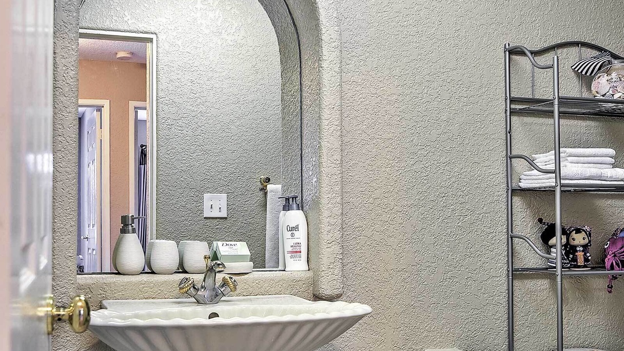 Photo of Bathroom in Discovery Bay