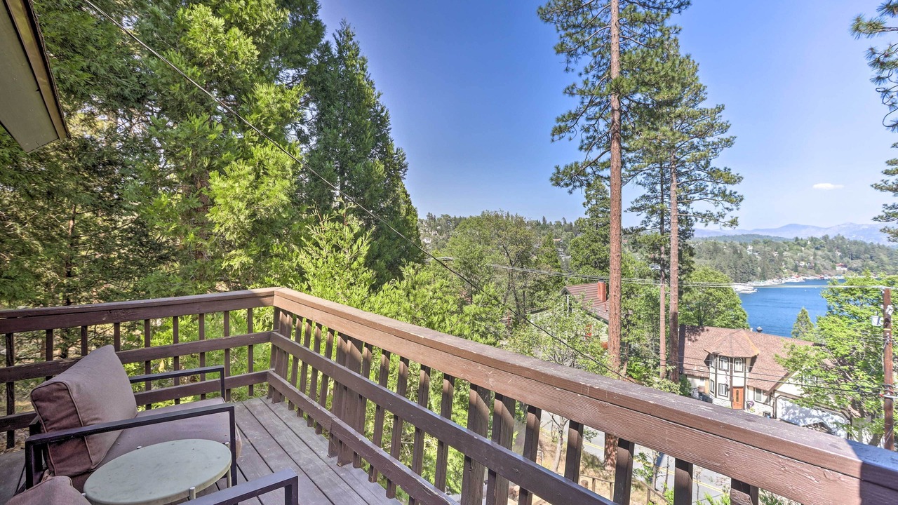 Photo of Patio Balcony in Lake Arrowhead