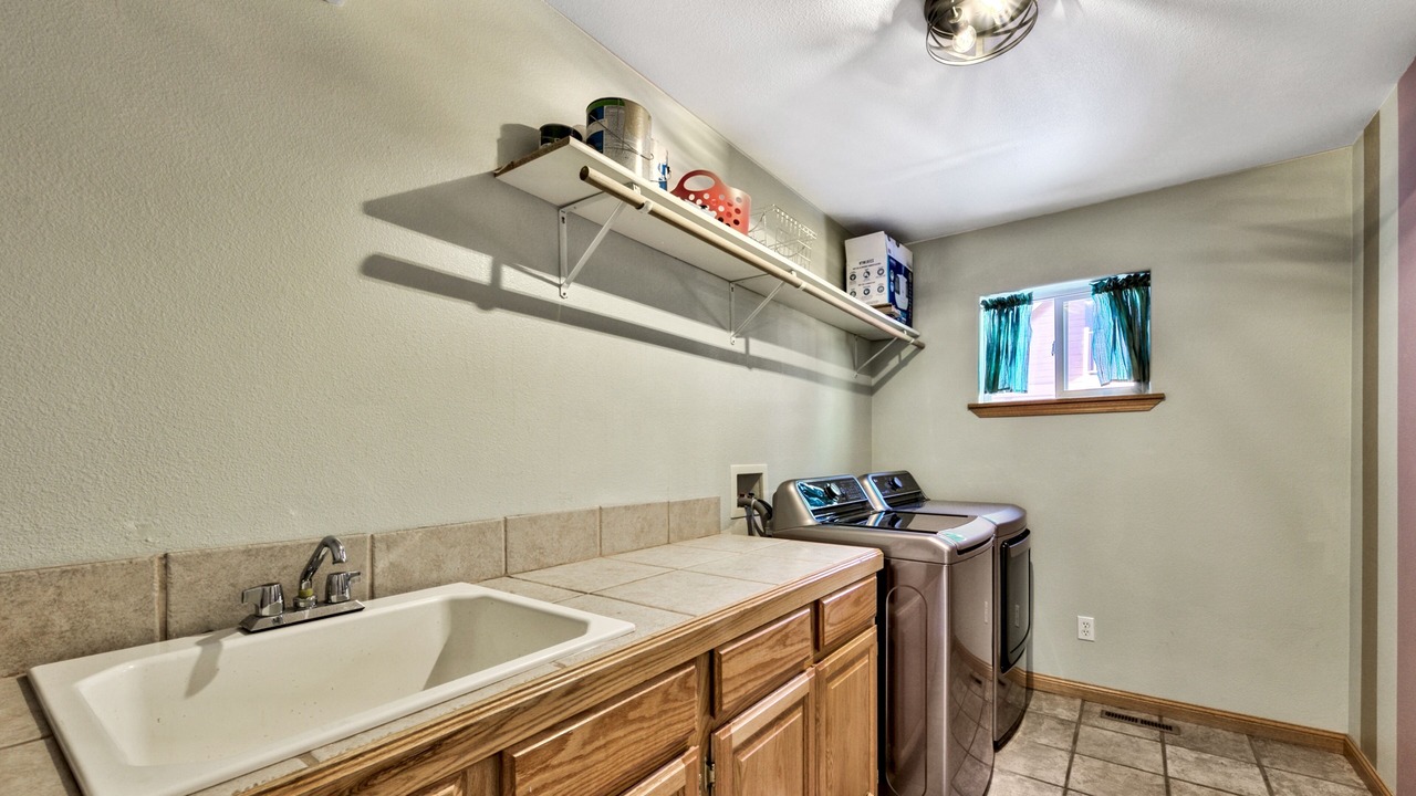 Photo of Bedroom in Montgomery Estates