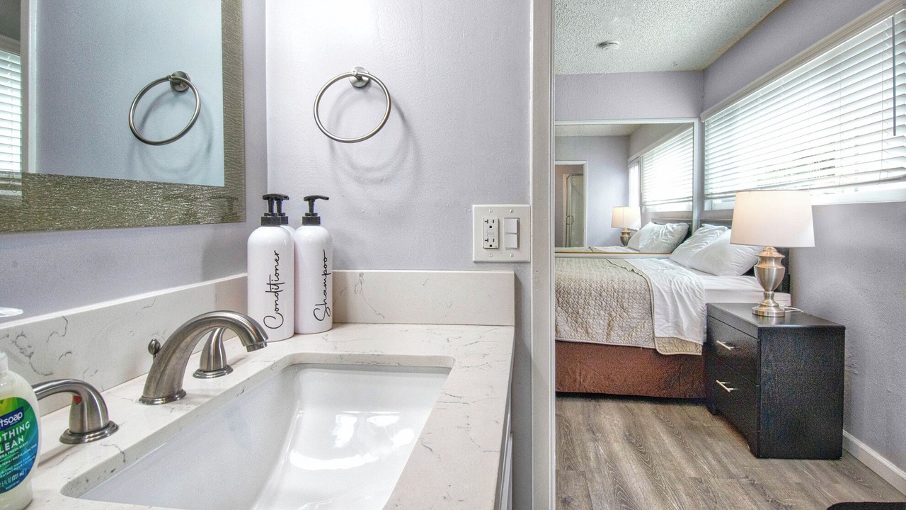 Photo of Bathroom in Newport Shores