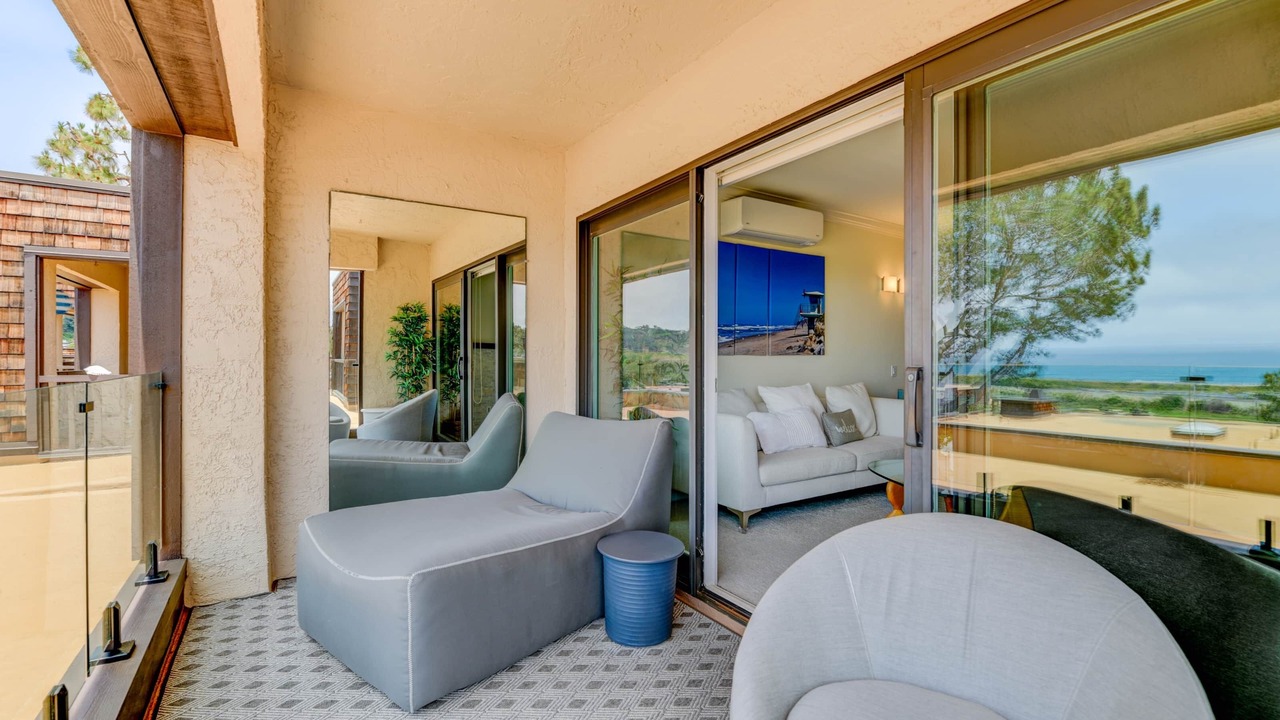 Photo of Patio Balcony in Del Mar Heights