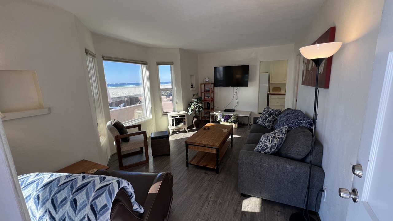 Photo of Bedroom in South Mission Beach