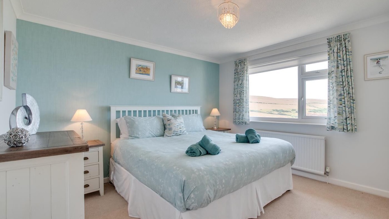 Photo of Bedroom in Mortehoe