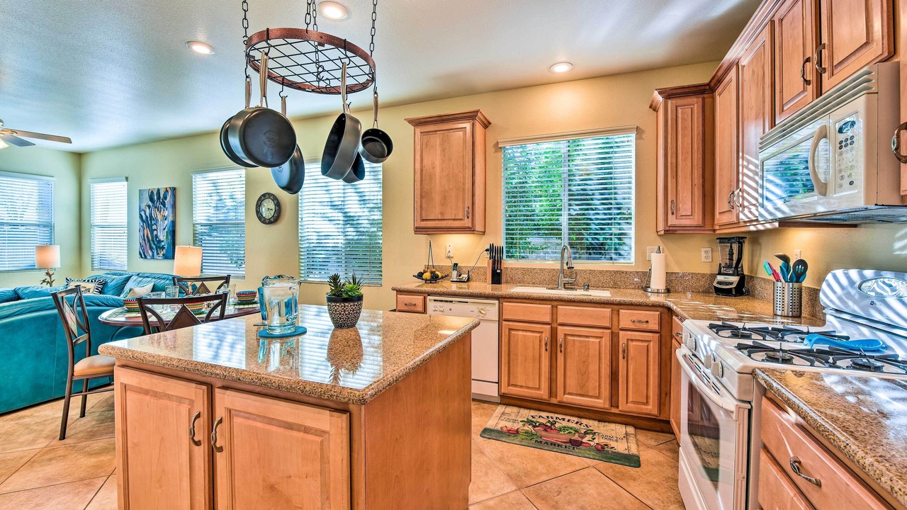 Photo of Kitchen in Indio
