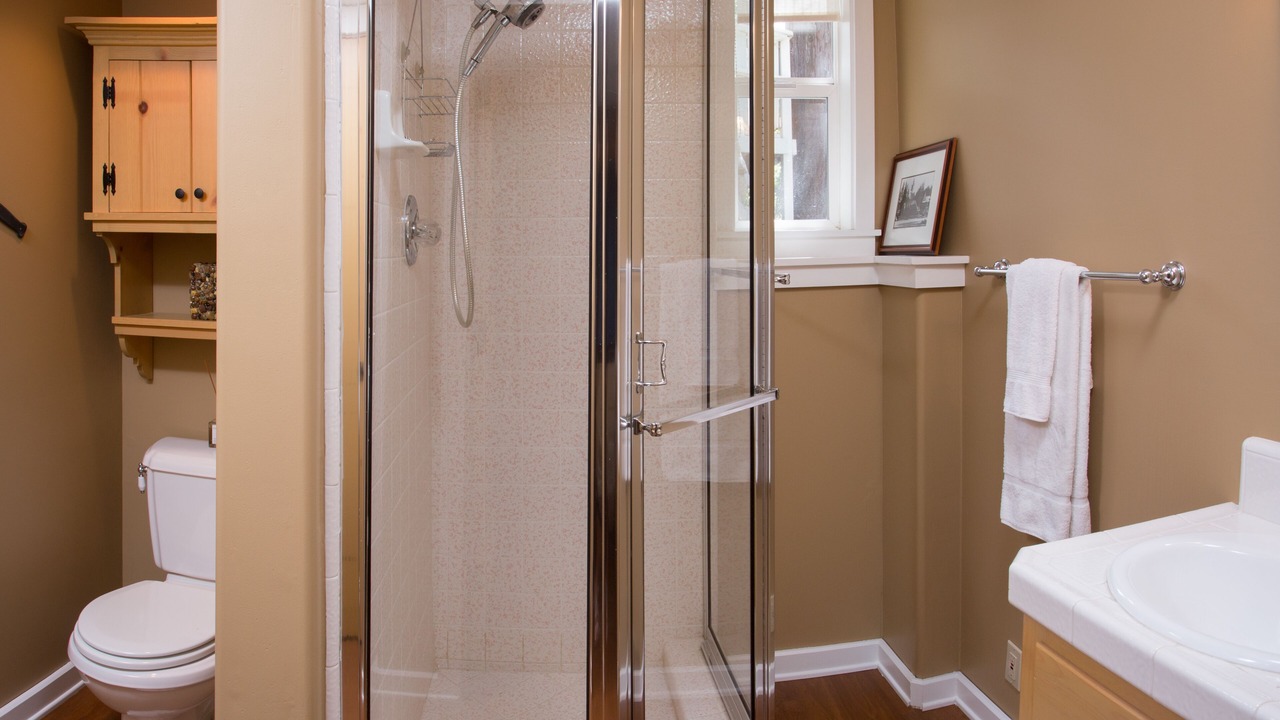 Photo of Bathroom in Cedar Glen