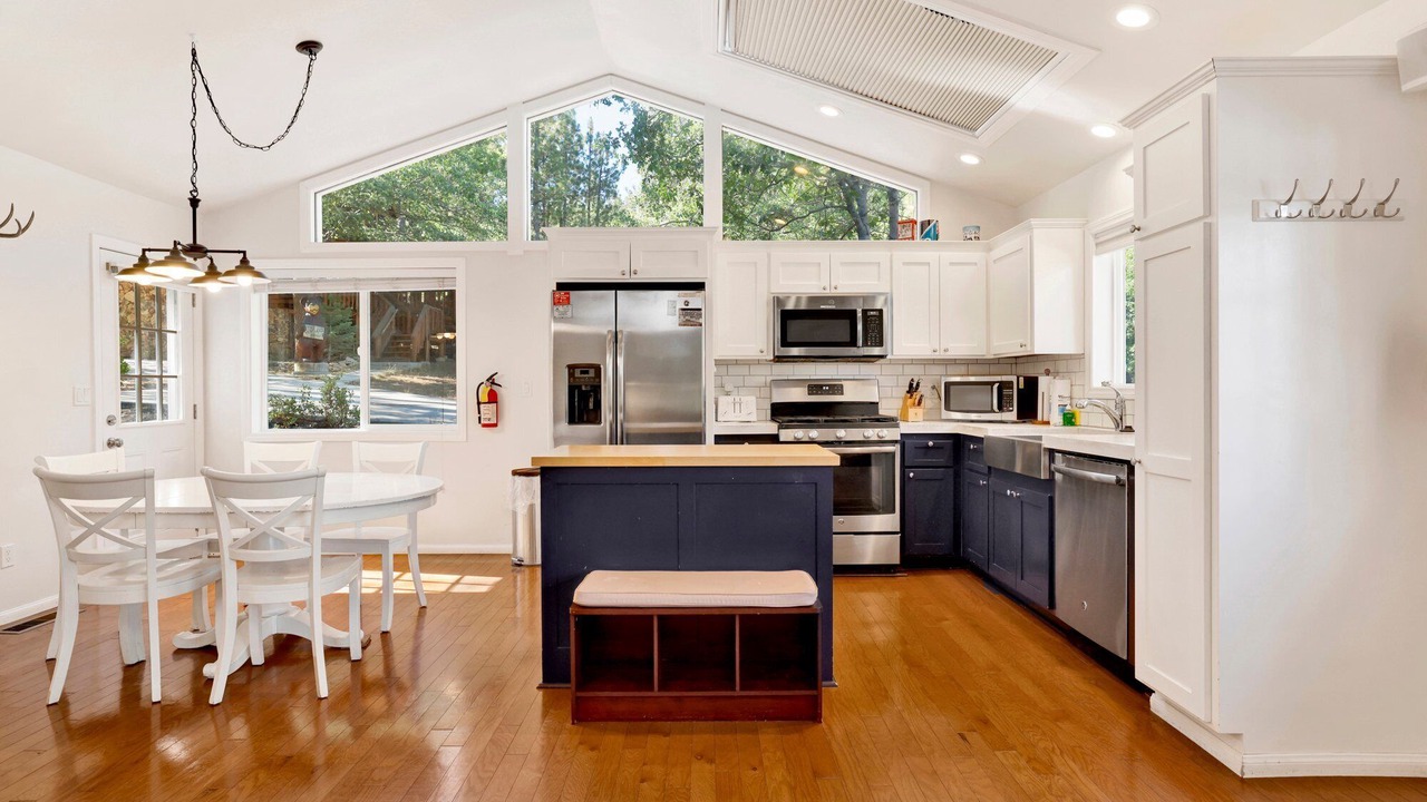 Photo of Kitchen in Big Bear Lake