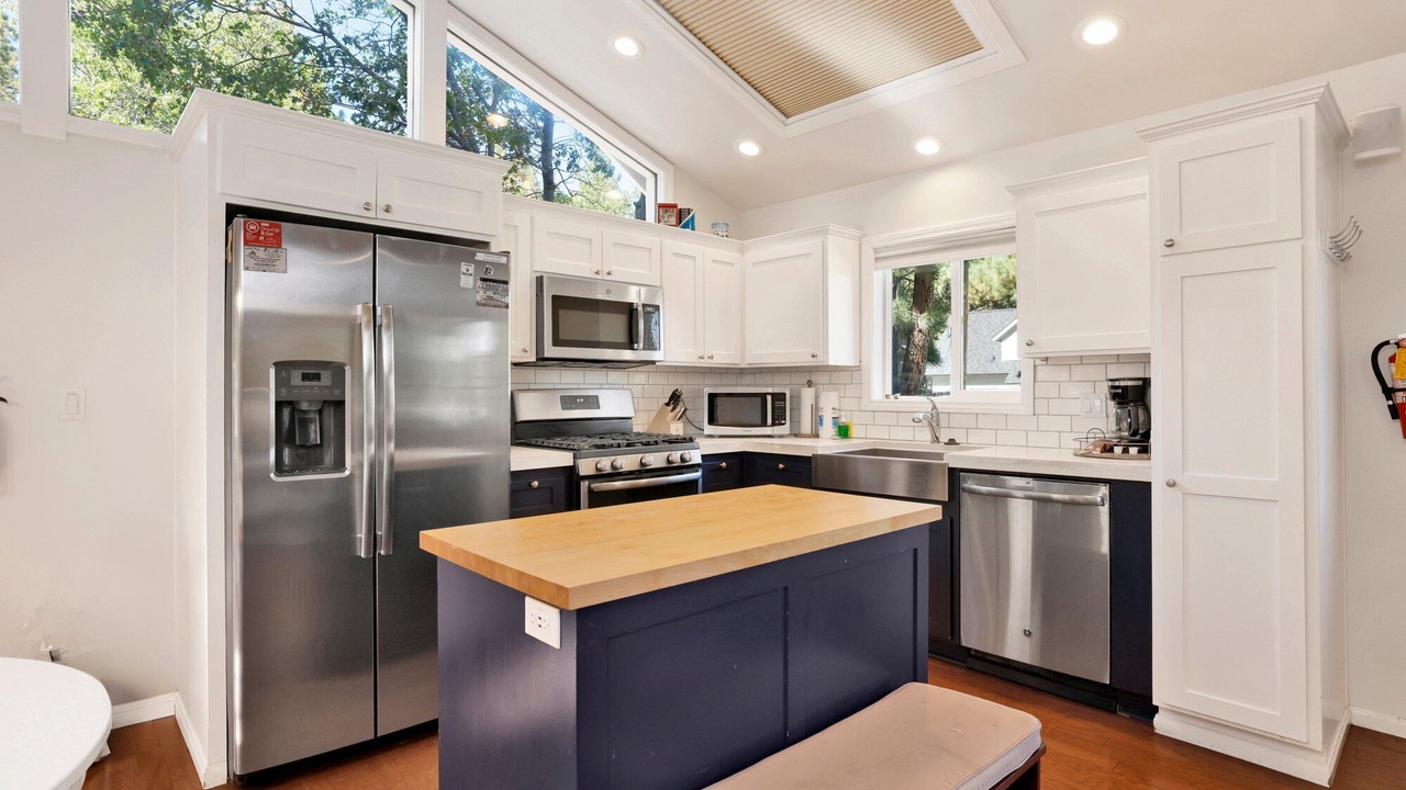 Photo of Kitchen in Big Bear Lake
