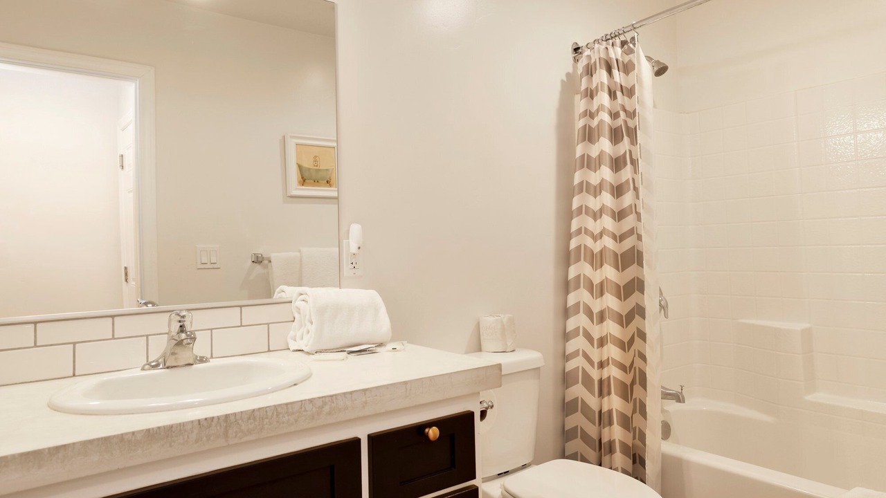 Photo of Bathroom in Big Bear Lake