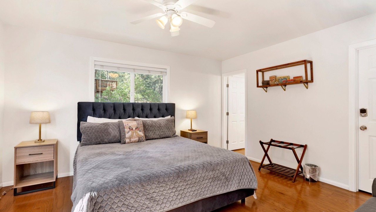 Photo of Bedroom in Big Bear Lake