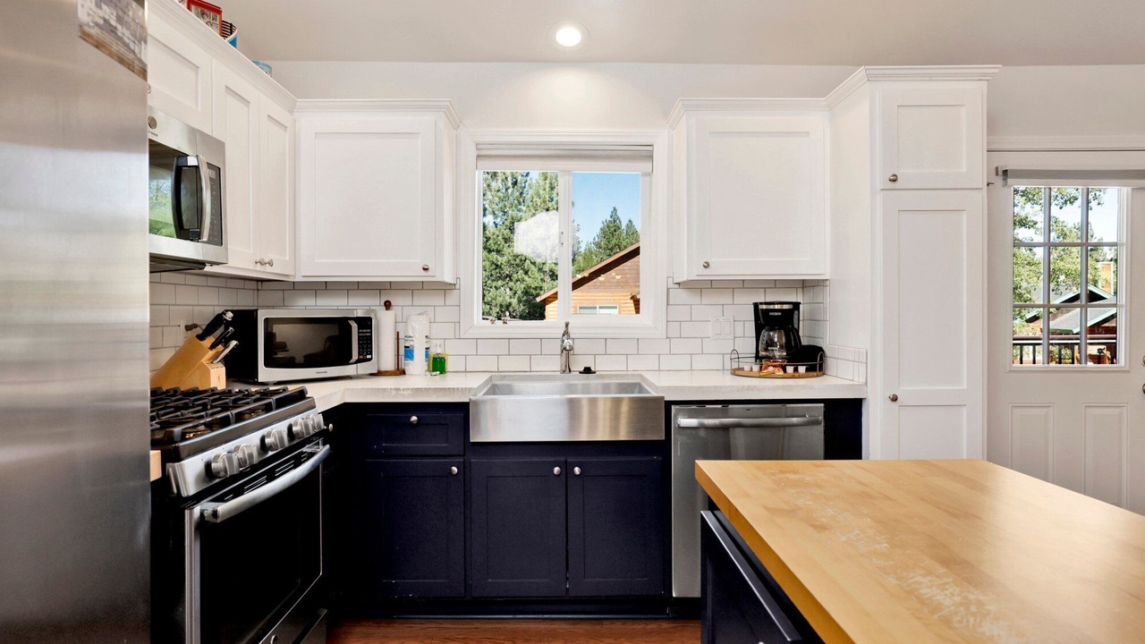 Photo of Kitchen in Big Bear Lake